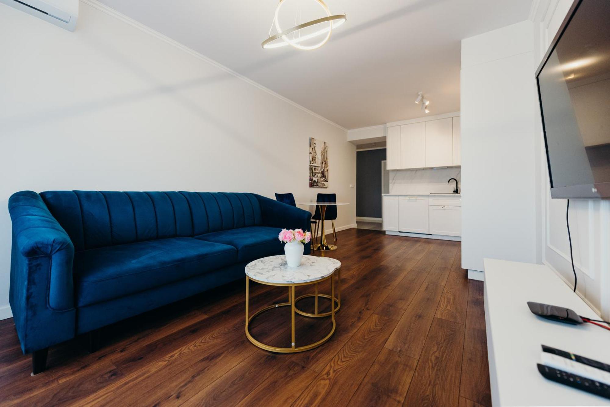 3 Bedrooms Premium Bella Blue For 8 Guests With Ac And Free Out Side Parking Ряшів Екстер'єр фото