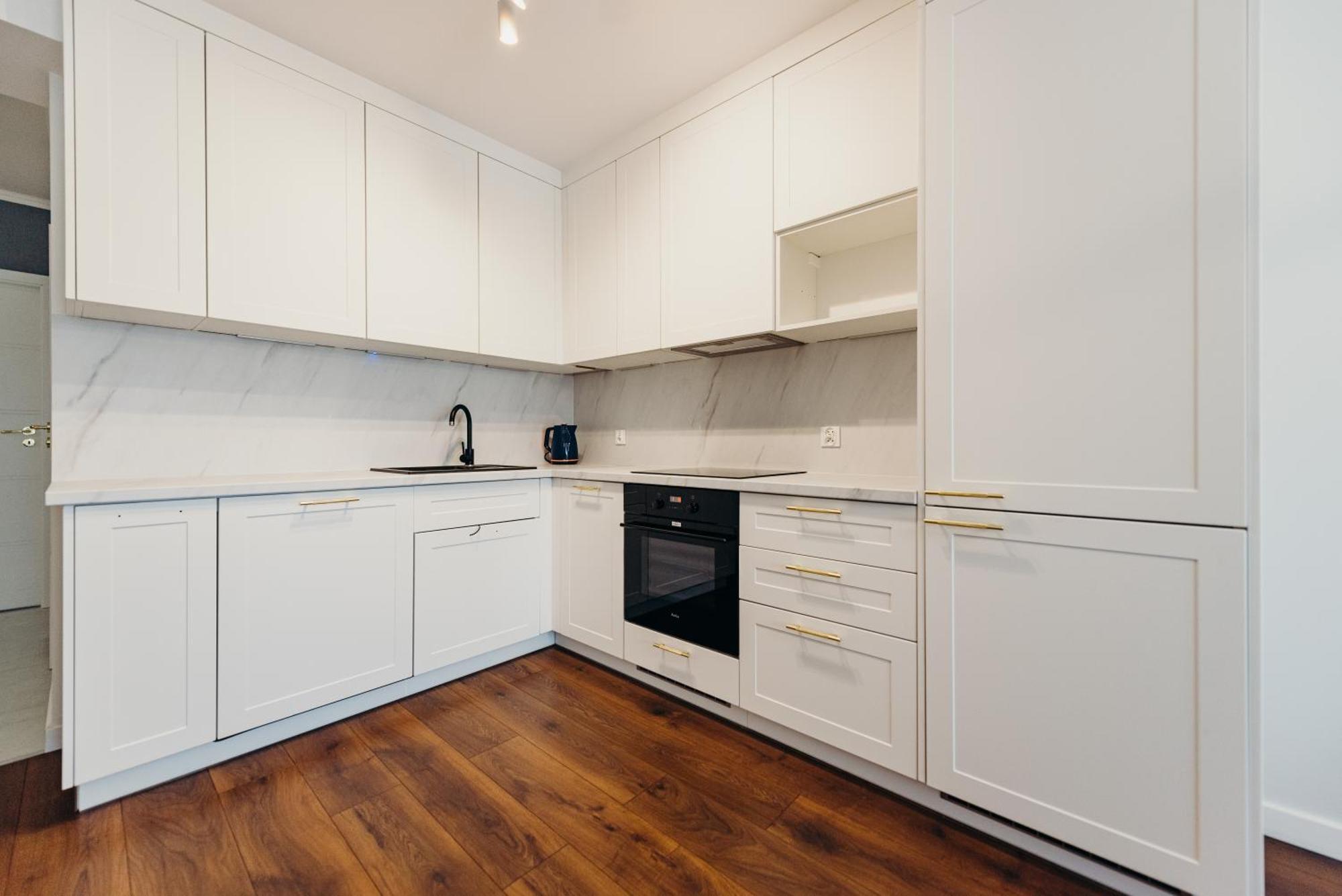 3 Bedrooms Premium Bella Blue For 8 Guests With Ac And Free Out Side Parking Ряшів Екстер'єр фото