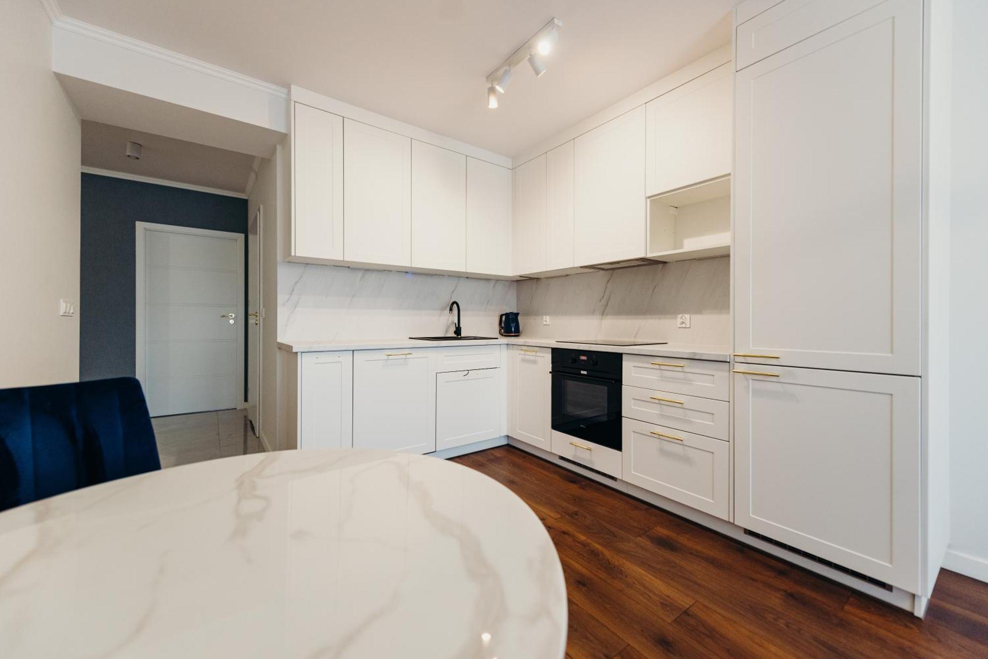 3 Bedrooms Premium Bella Blue For 8 Guests With Ac And Free Out Side Parking Ряшів Екстер'єр фото