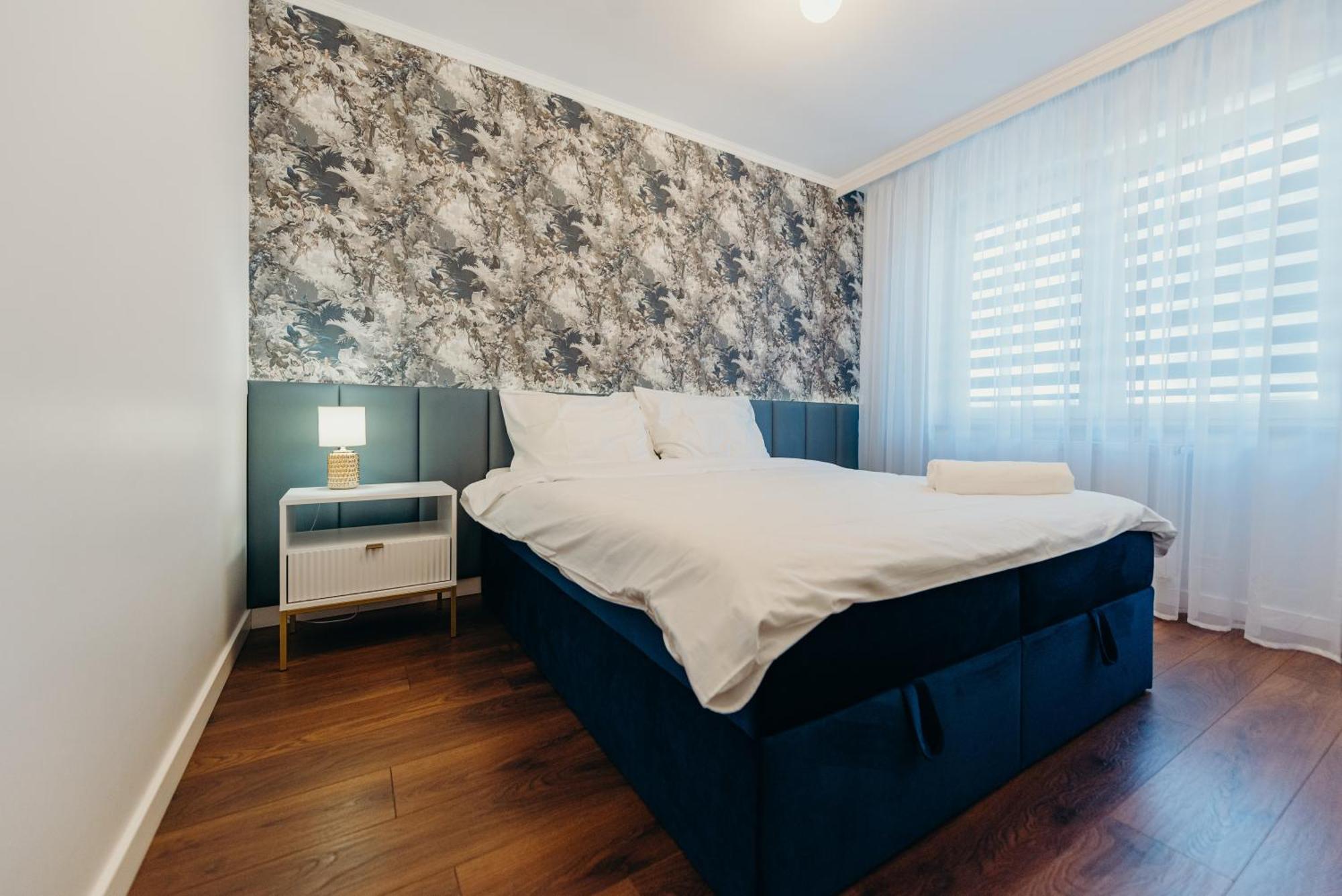 3 Bedrooms Premium Bella Blue For 8 Guests With Ac And Free Out Side Parking Ряшів Екстер'єр фото